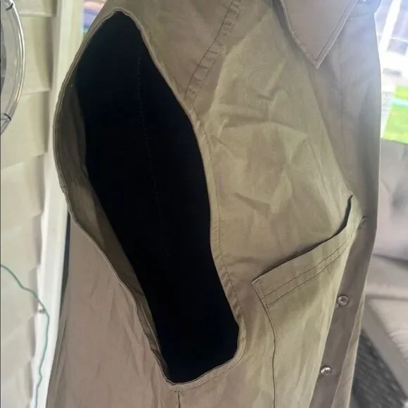Banana Republic Classic Tan Garment   E - Picture 4 of 8